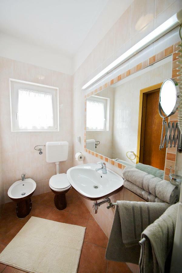 Appartement Melanija 1 à Rovinj Extérieur photo