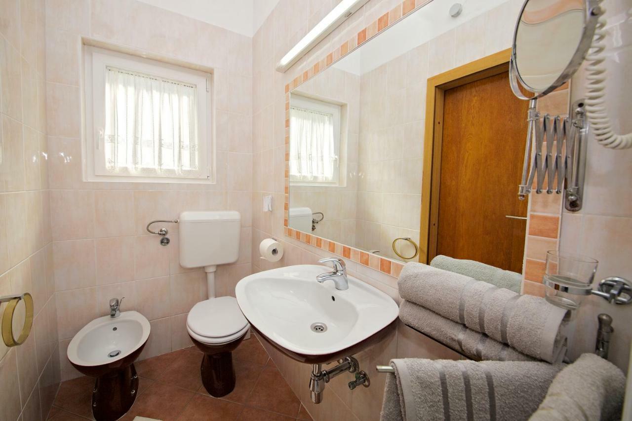 Appartement Melanija 1 à Rovinj Extérieur photo