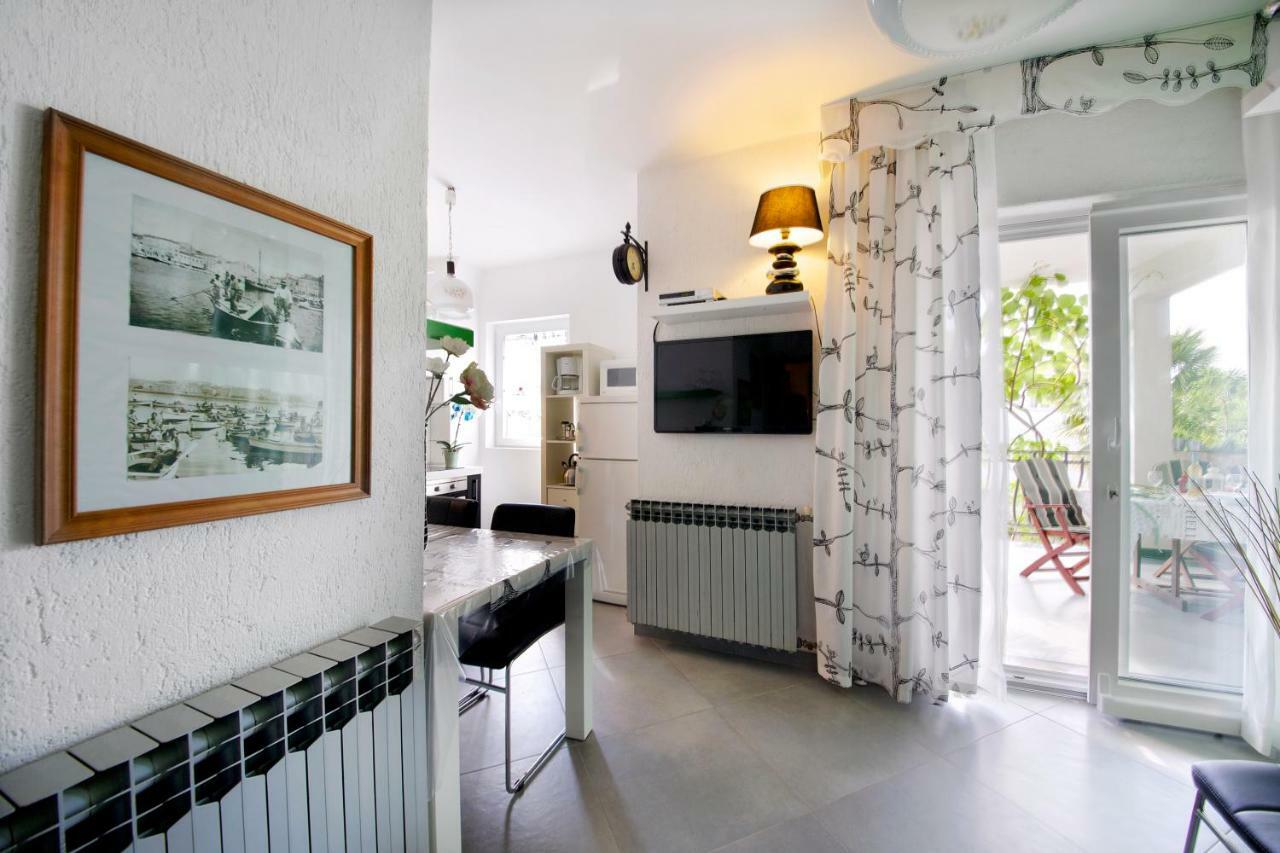 Appartement Melanija 1 à Rovinj Extérieur photo