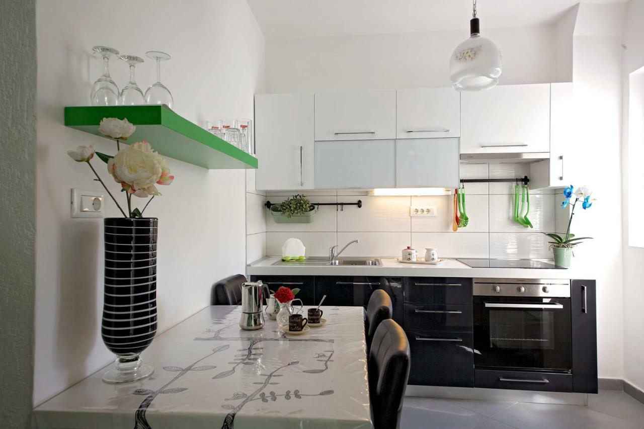 Appartement Melanija 1 à Rovinj Extérieur photo